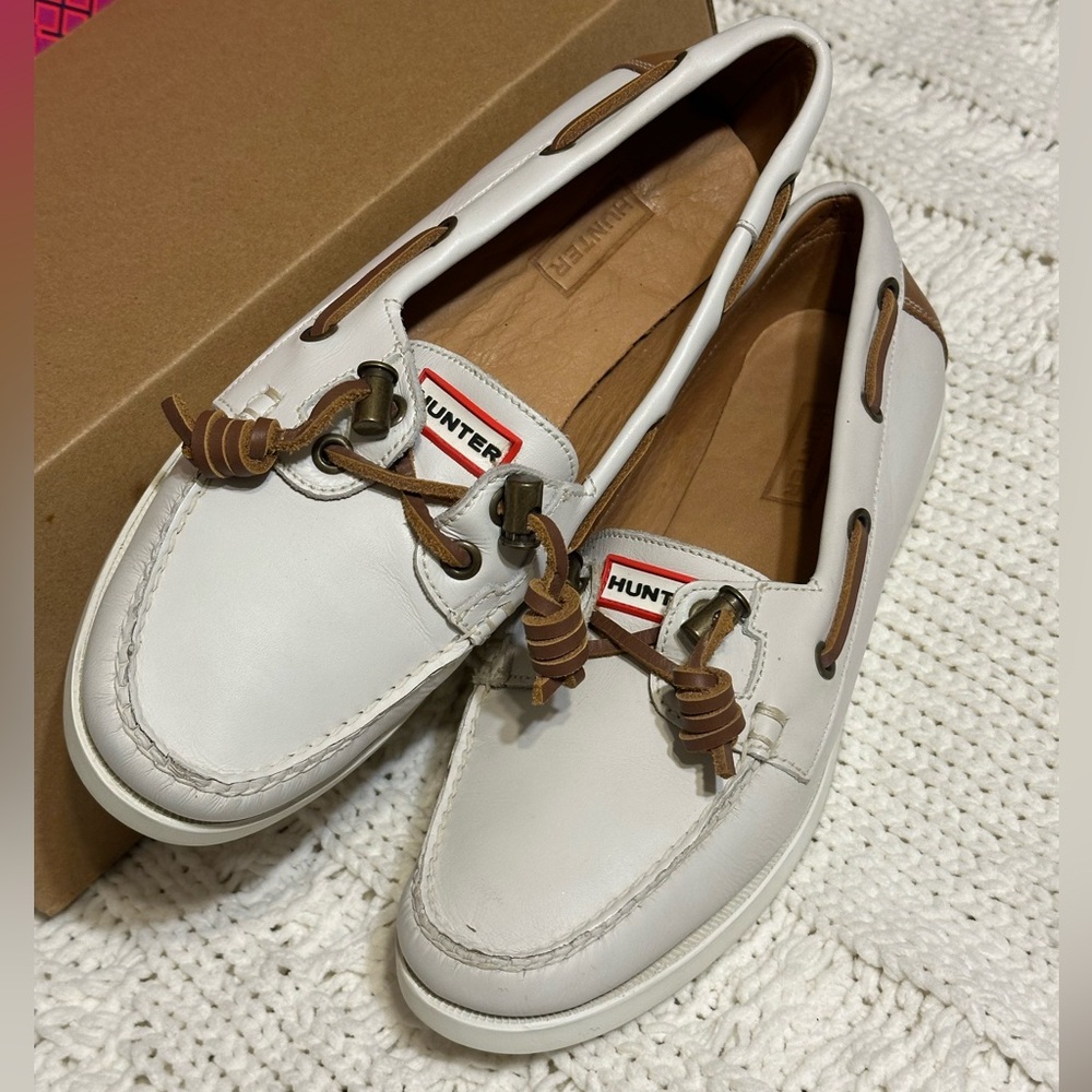Hunter leather slip on boat shoes loafers white women 7 tan brown red black boot